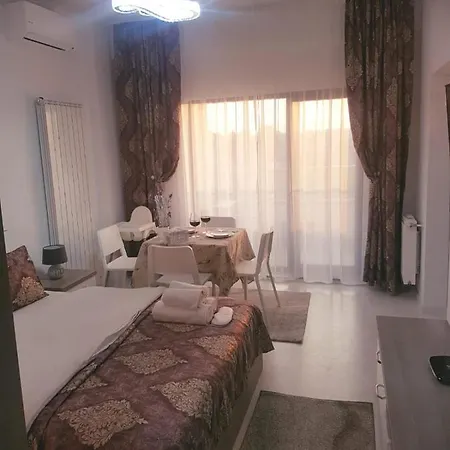 Garsoniera Dry Kazeboo Appartamento Năvodari
